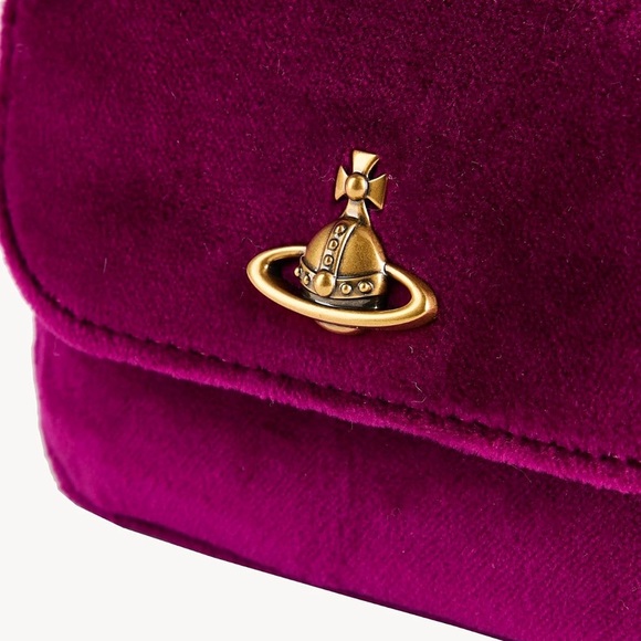 VIVIENNE WESTWOOD NWT 
Mini small Shoulder bag/clutch chain
COLOR: PLUM/purple - Picture 4 of 16